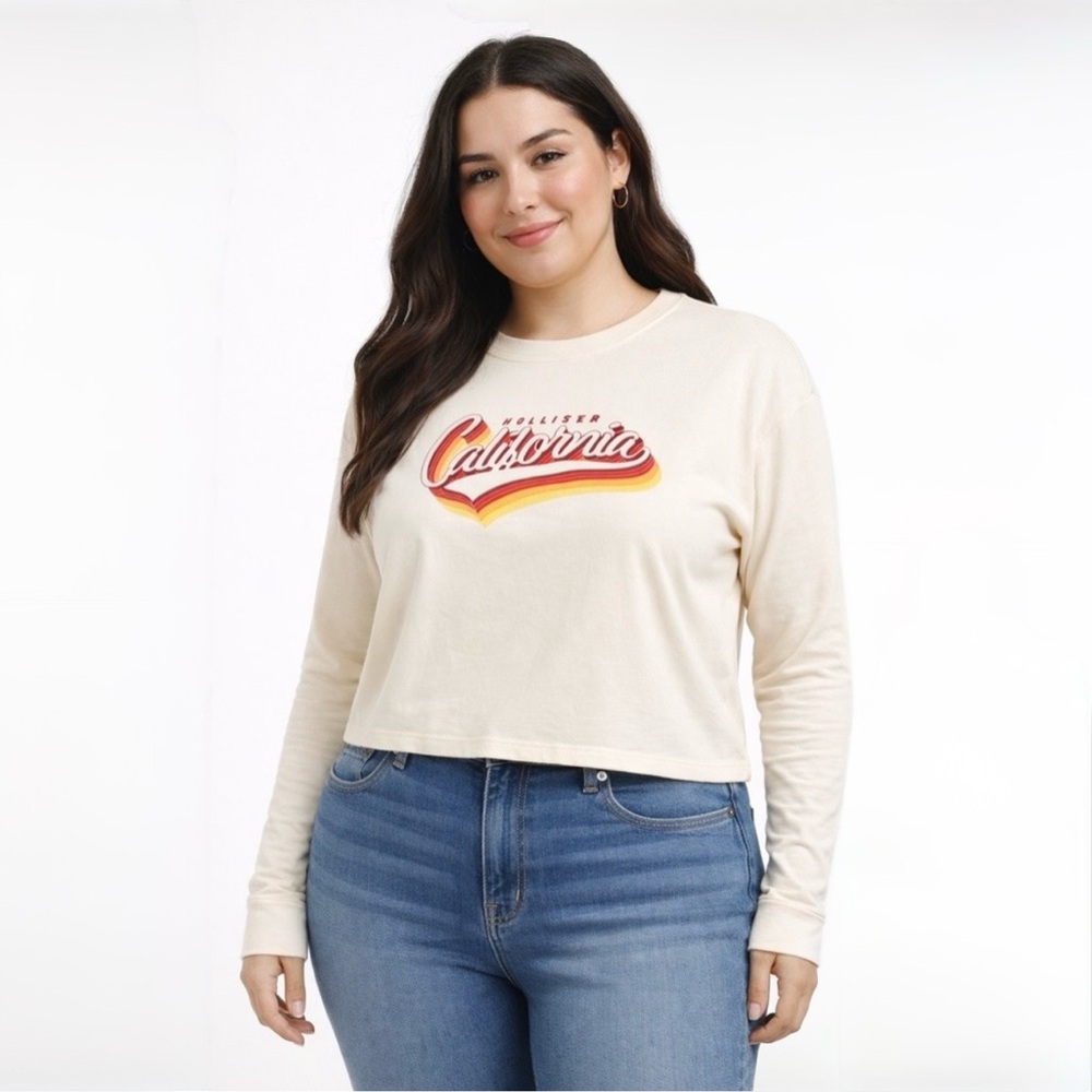 HOLLISTER California Long Sleeve T-shirt in Color Cream